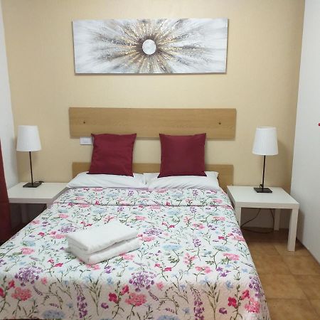 Picasso Apartamento Vecindario  Eksteriør billede